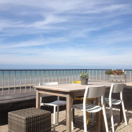 Zeedijk44 - Frontal Sea View Penthouse Apartment De Panne Exterior photo
